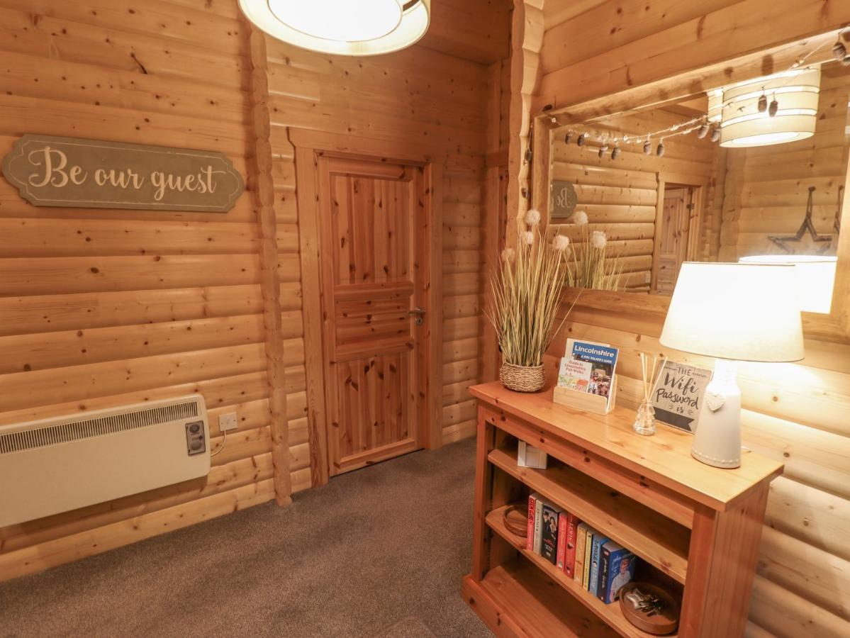 Leafy Hollow Lodge Louth  Bagian luar foto